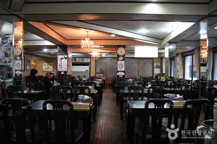 서울_중구_백제삼계탕_전경_4