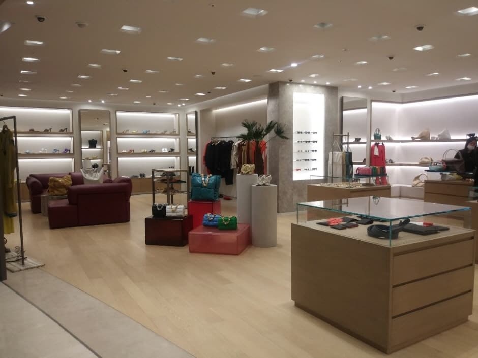 보테가베네타 현대 본점_3