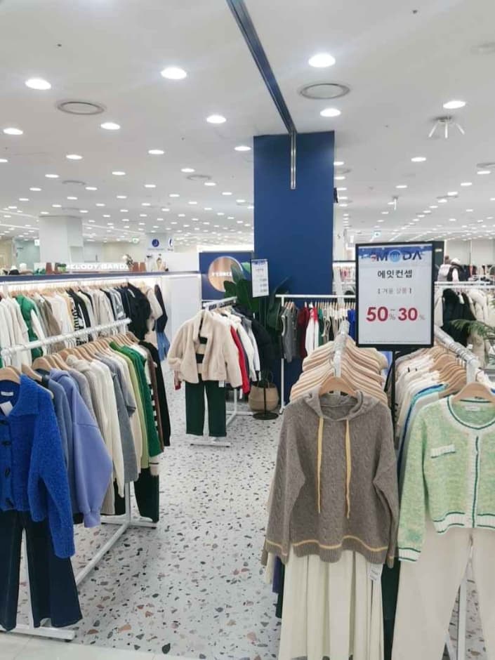 8concept - MODA Outlet Incheon Branch [Tax Refund Shop] (에잇컨셉 모다아울렛 인천점)