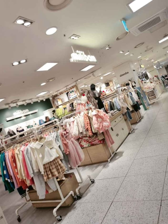 Milibam - Newcore Pyeongchon Branch [Tax Refund Shop] (밀리밤 뉴코아 평촌)