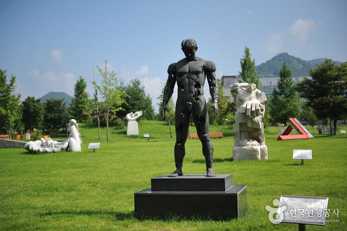 사선대국제조각공원