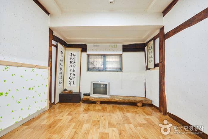 칼럼_추가_전남_순천_순천만해룡성고택_모란_1