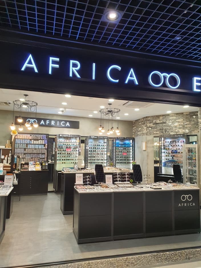 Africa Eyewear - Hapjeong Kyobo Book Centre Branch [Tax Refund Shop] (아프리카안경원 합정교보문고점)