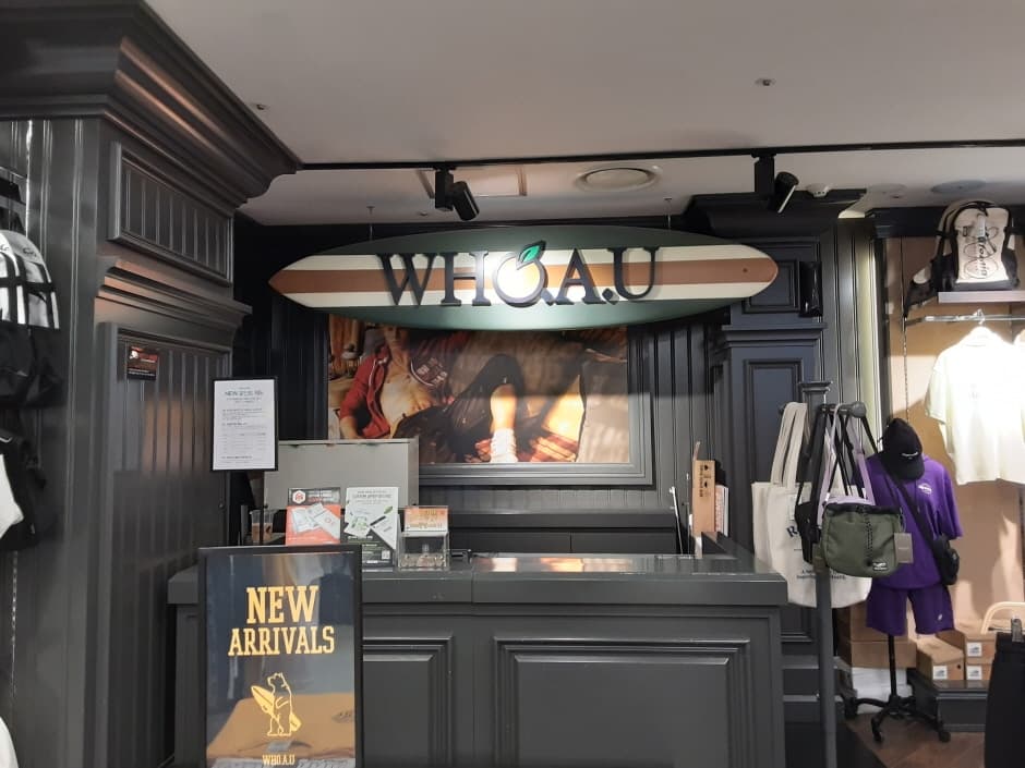 WHO.A.U - Newcore Outlet Ulsan Branch [Tax Refund Shop] (후아유뉴코아아울렛울산)