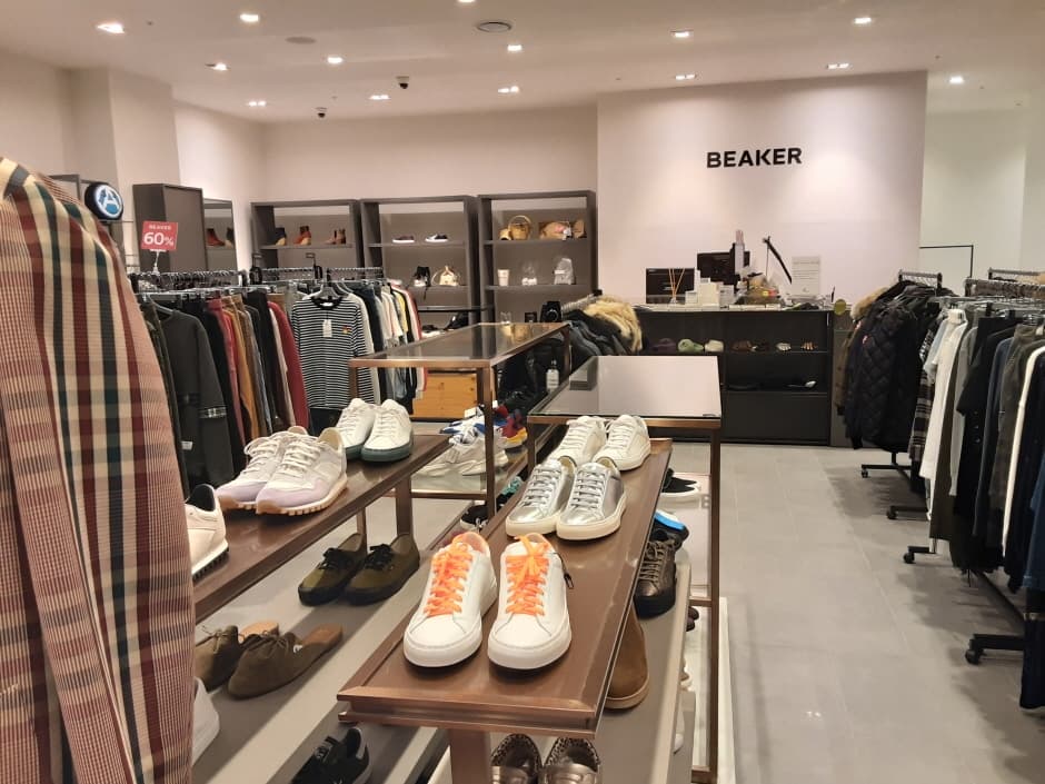 비이커 신세계 부산팝업_3