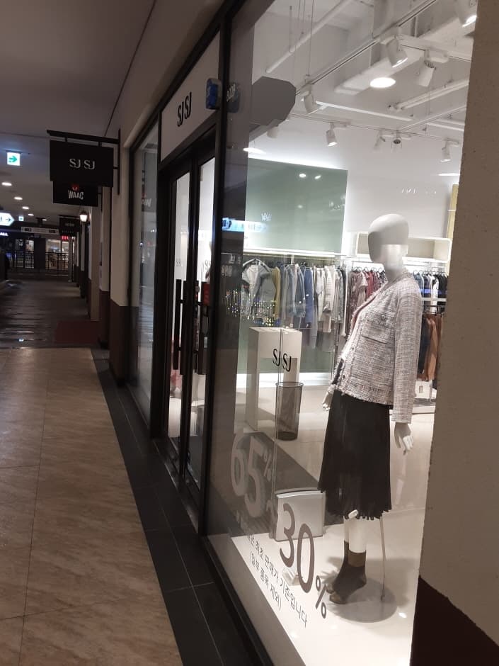 SJSJ - Lotte Outlets Dongbusan Branch [Tax Refund Shop] (롯데아울렛 동부산점(SJSJ))