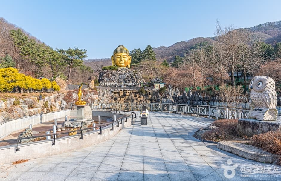 Waujeongsa Temple (Yongin) (와우정사(용인))