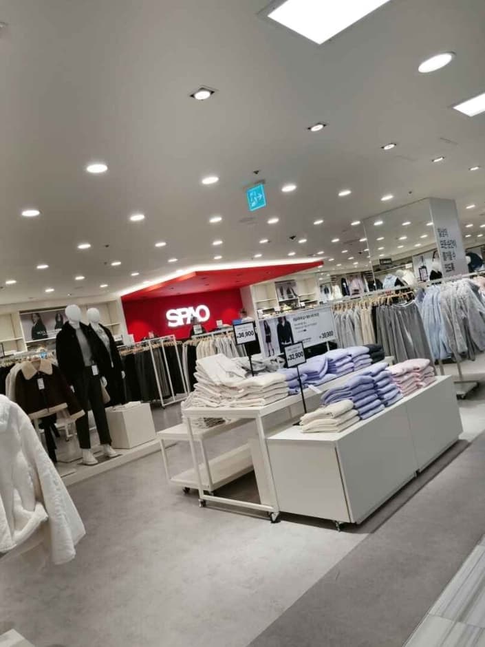 Spao - Newcore Pyeongchon Branch [Tax Refund Shop] (스파오 뉴코아 평촌)