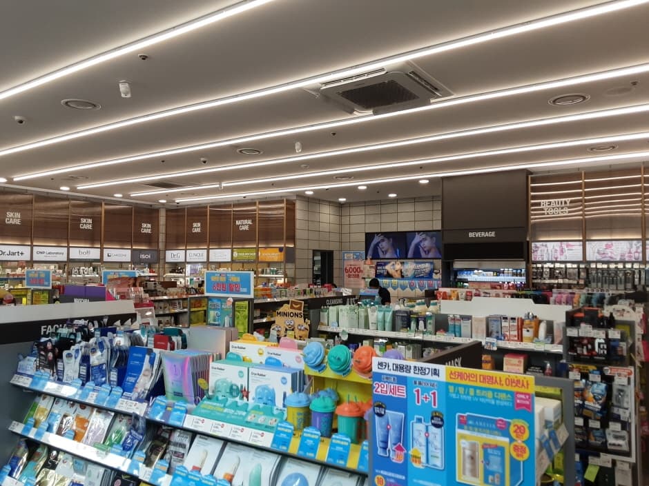 올리브영 압구정타운_2