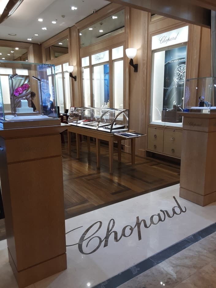 쇼파드 롯데 에비뉴엘_2