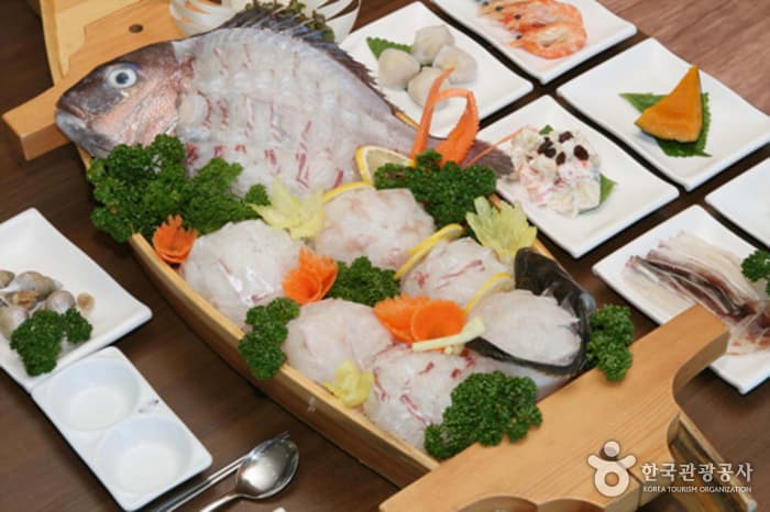 강원_속초시_일출봉횟집_모듬회6