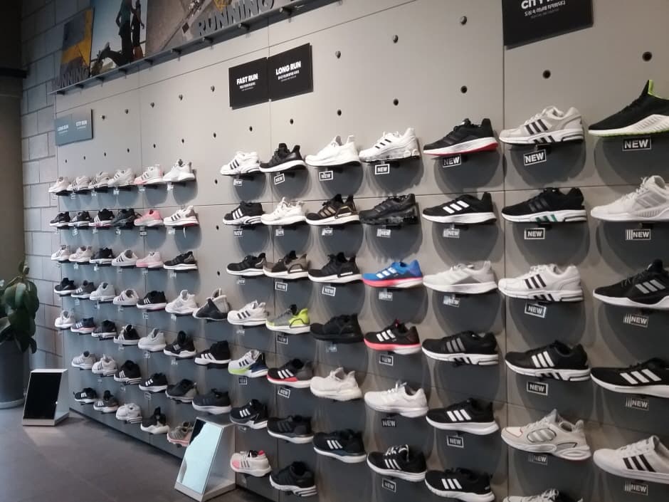 아디다스 강릉점_2