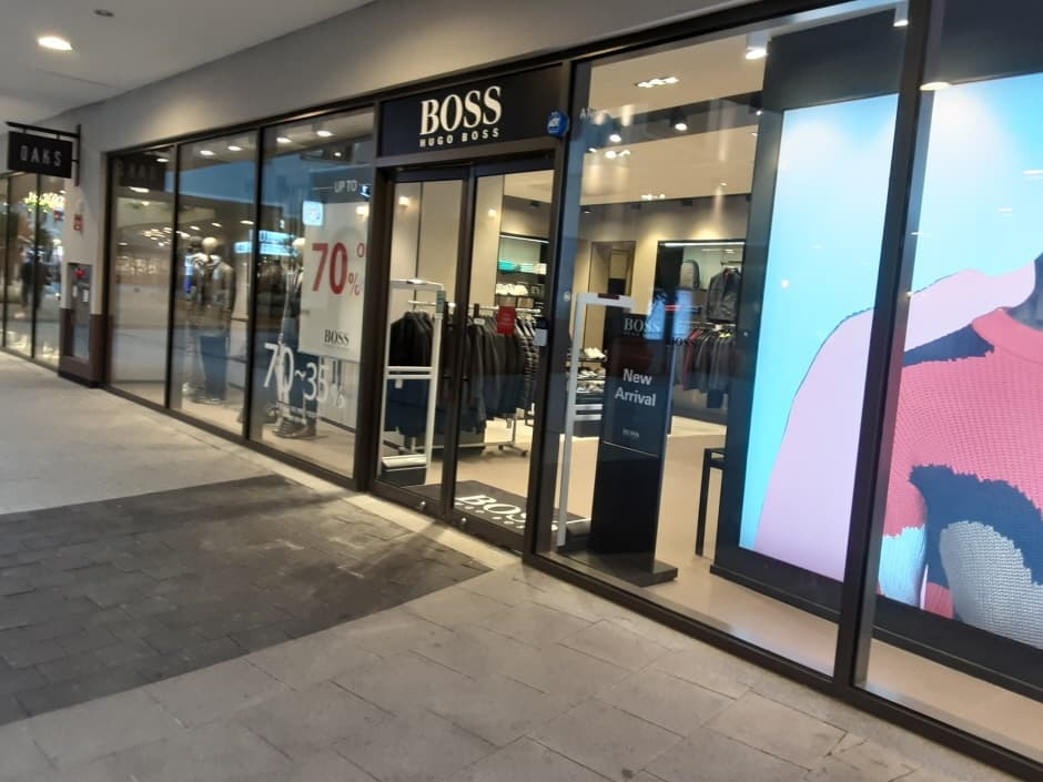 Hugo Boss Korea [Tax Refund Shop] (휴고보스코리아)