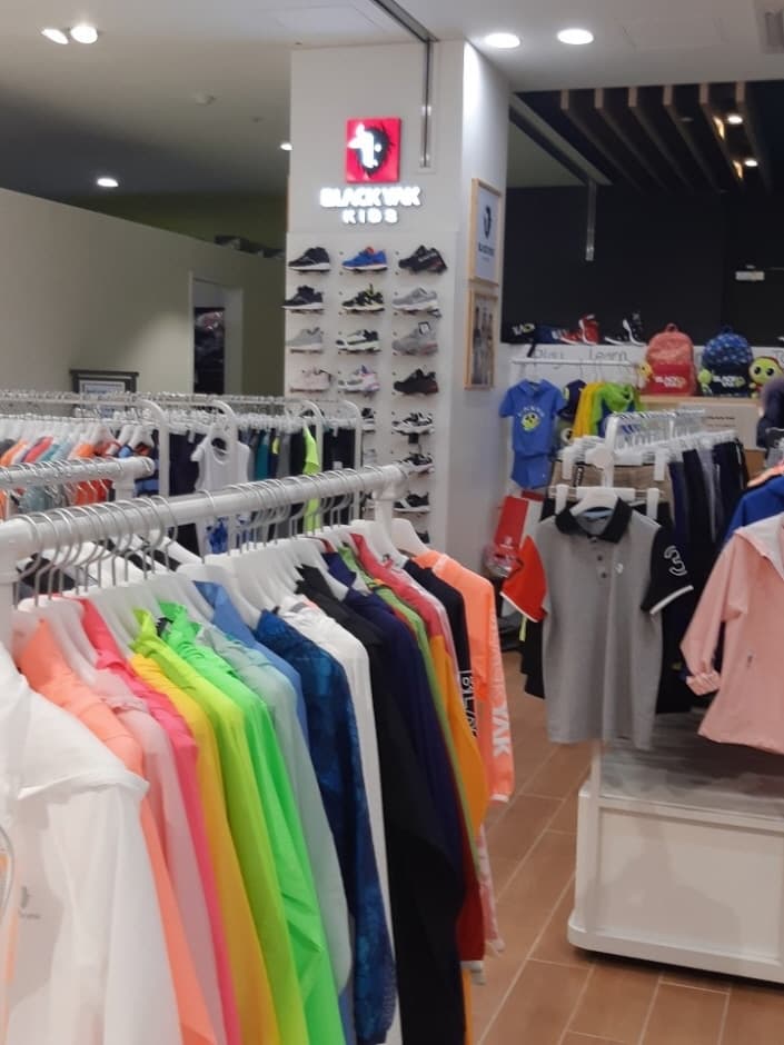 Black Yak Kids [Tax Refund Shop] (불랙야크키즈)