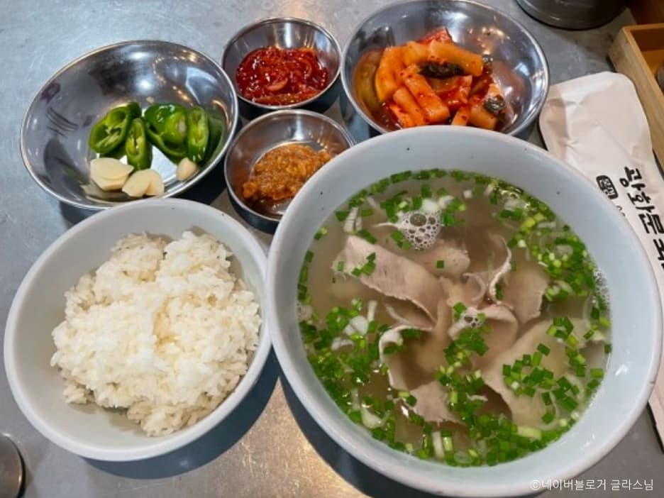 서울_중구_광화문국밥_음식3