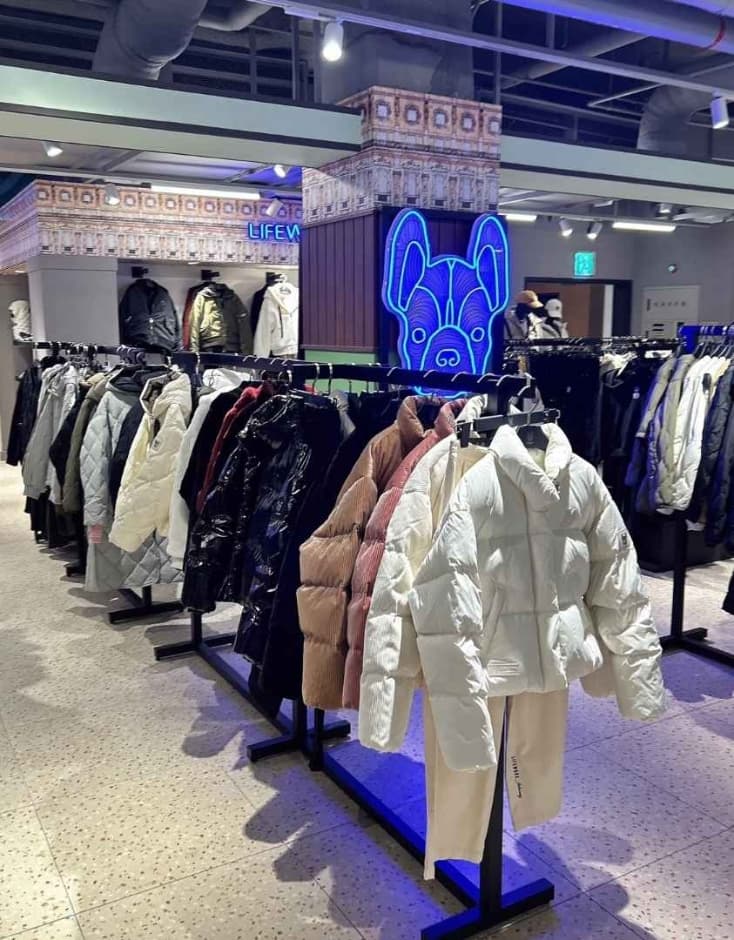 Life Work [Tax Refund Shop] (라이프워크)