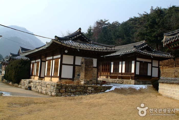 장절공 신숭겸묘역_05