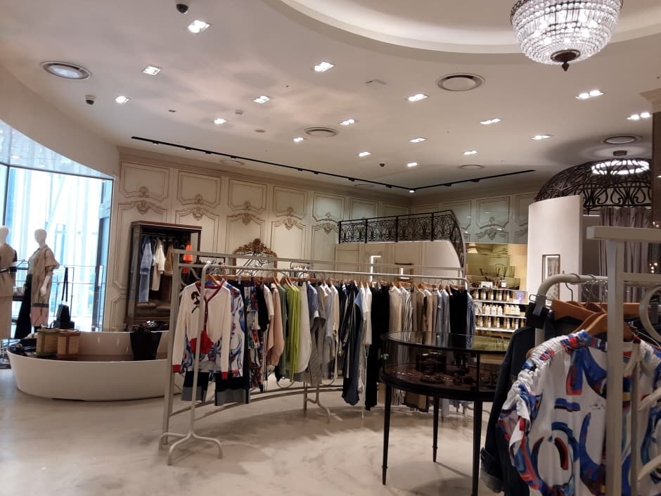 Eli’Den - Lotte Avenuel World Tower Branch [Tax Refund Shop] (엘리든 롯데 에비뉴엘 월드타워점)