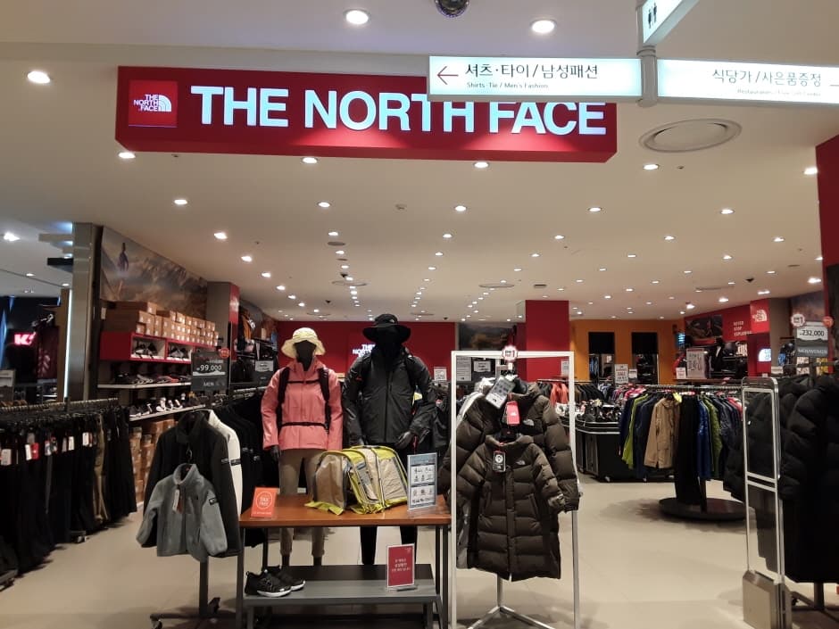 The North Face - Lotte Cheongju Branch [Tax Refund Shop] (노스페이스 롯데청주)