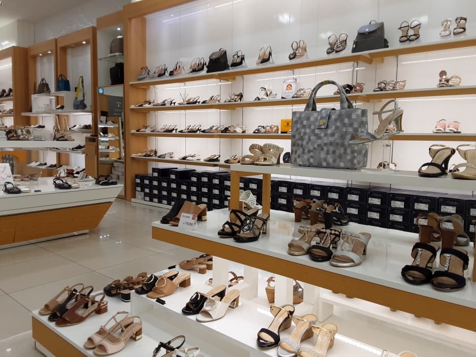 탠디 롯데김해_3