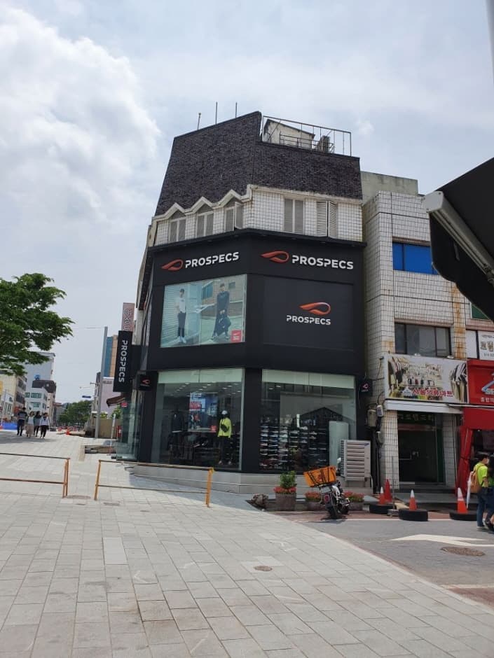 Pro - Suncheon Jungang Branch [Tax Refund Shop] (프로스펙스 순천중앙점)