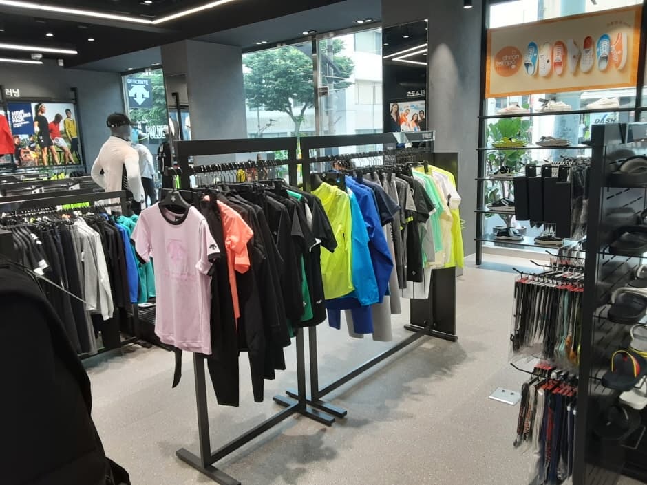 데쌍트신제주점_2