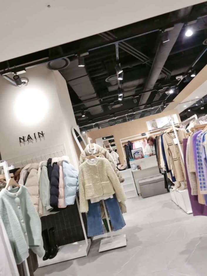 Nine - NC Singuro Branch [Tax Refund Shop] (나인 nc신구로)