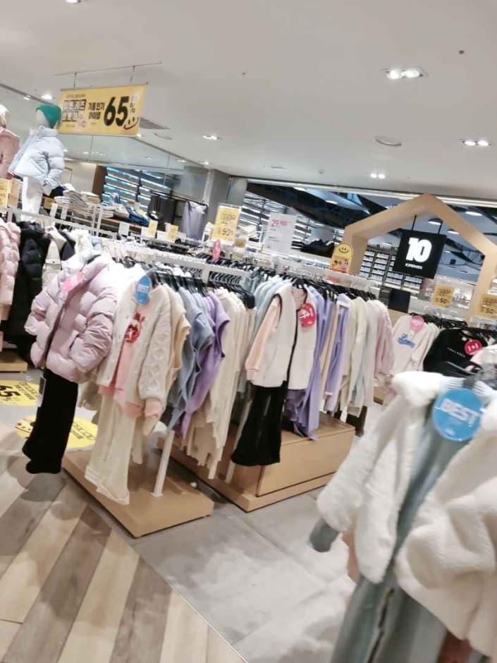 Topten Kids - NC Singuro Branch [Tax Refund Shop] (탑텐키즈 nc신구로)