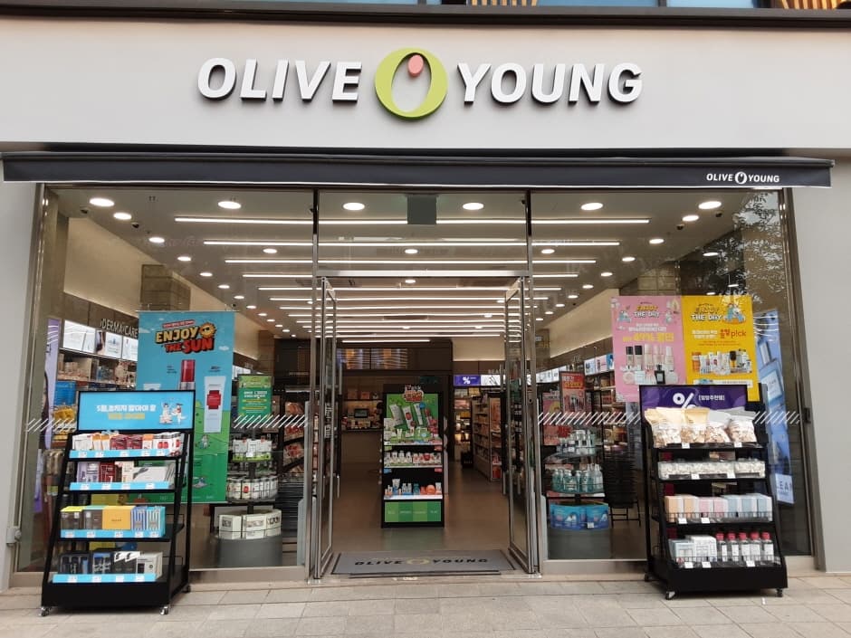 Olive Young - Cheongna Tower Dom Branch [Tax Refund Shop] (올리브영 청라타워돔)