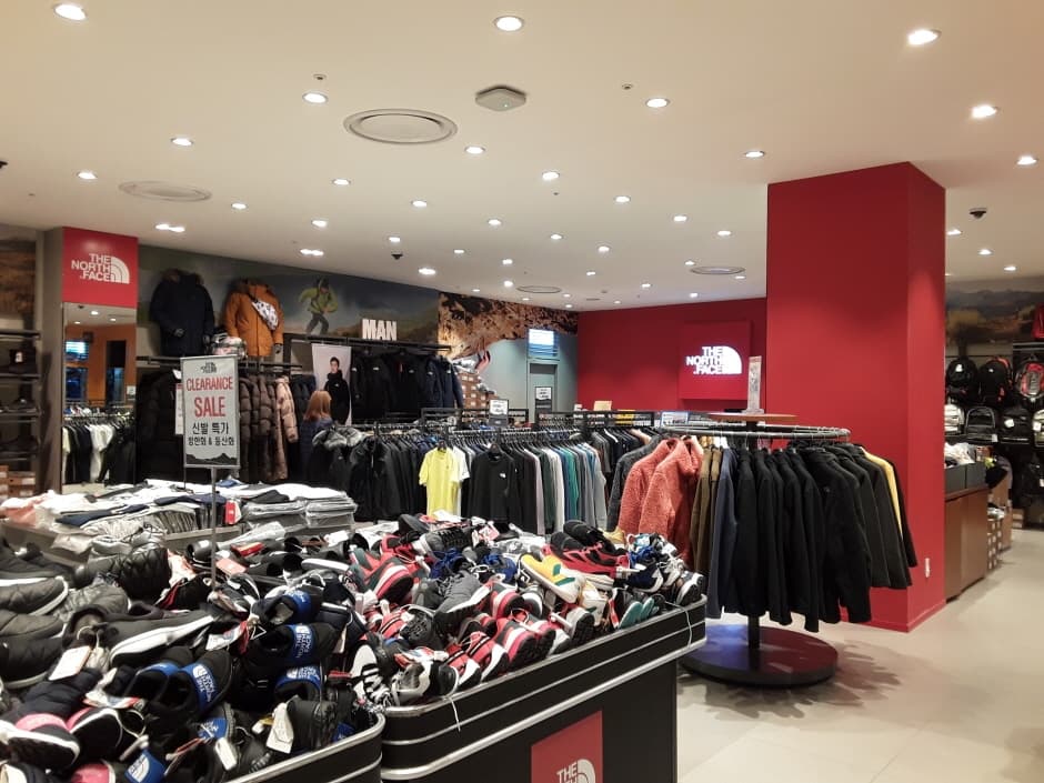 노스페이스 롯데청주_3