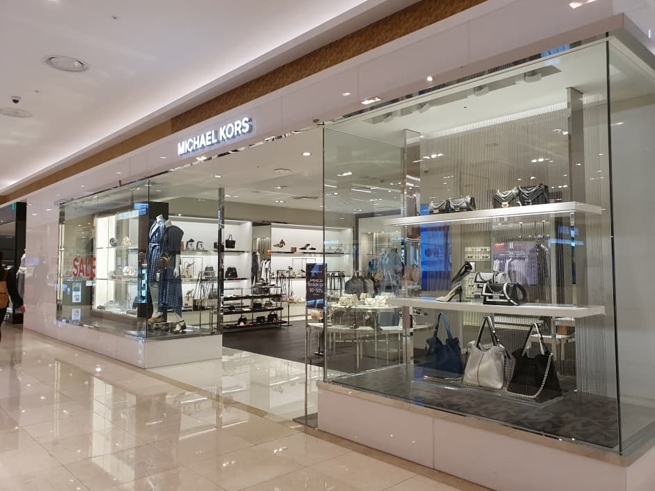 Michael Kors - Lotte Daejeon Branch [Tax Refund Shop] (마이클코어스 롯데 대전점)