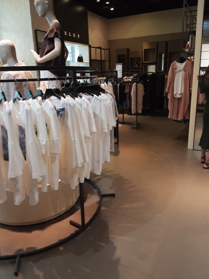 Sisley - Esiapolis Branch [Tax Refund Shop] (시슬리 이시아폴리스)