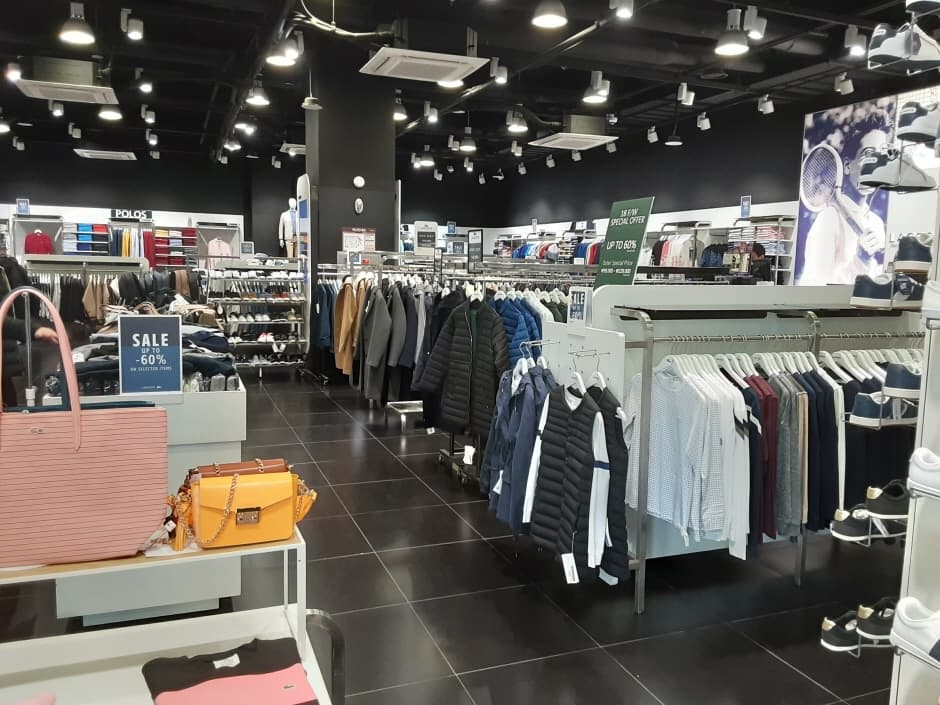 동일 라코스테 신세계부산_4