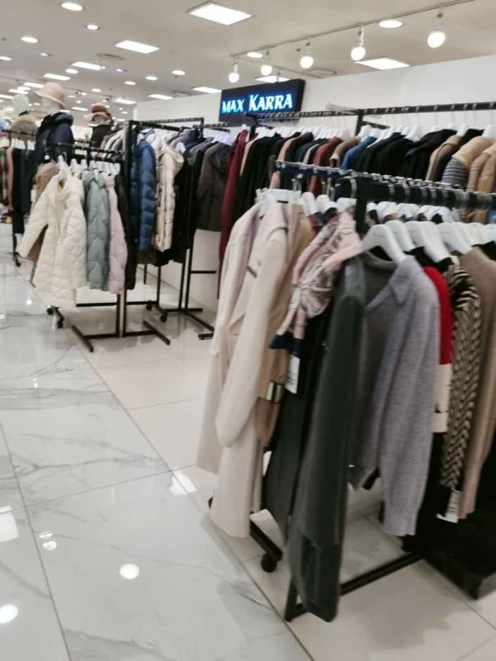 Max Karra - Newcore Pyeongchon Branch [Tax Refund Shop] (막스카라 뉴코아 평촌)