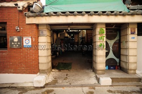 서울_강남구_곰바위(봉은사본점)_전경-3