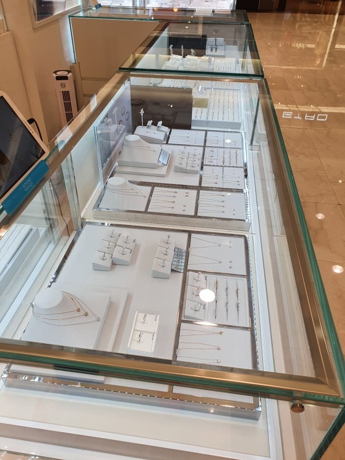 스톤헨지 현대 중동점_2