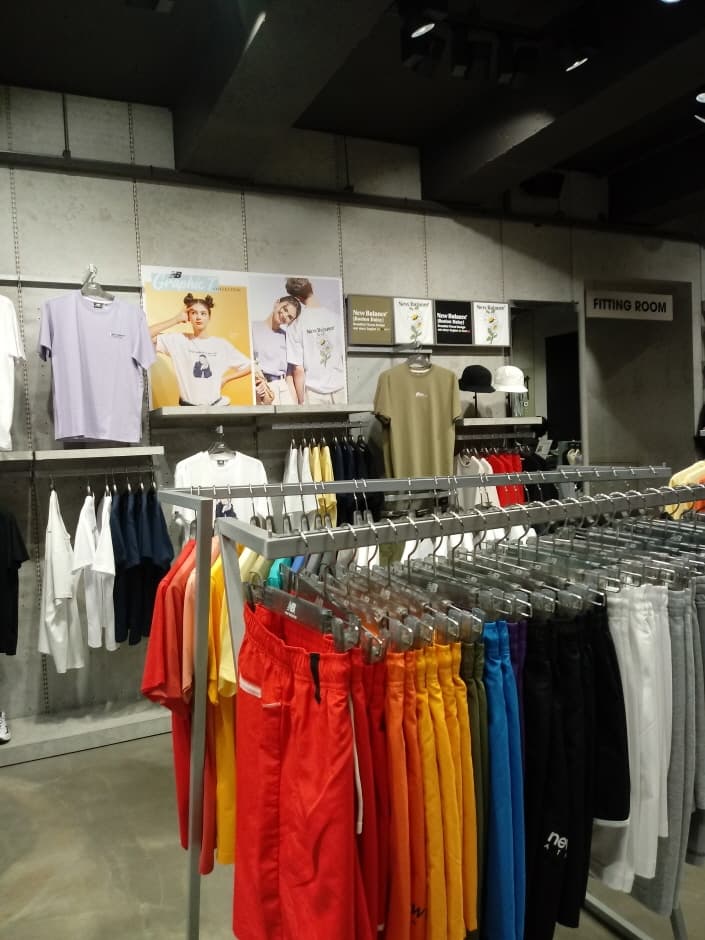 EW 뉴발란스 동성로_2