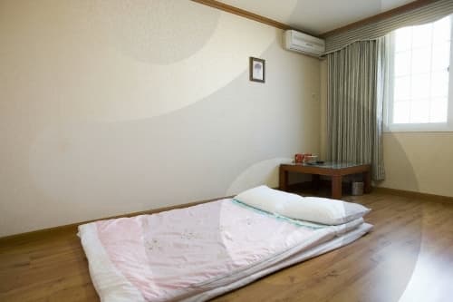 제주도_제주시_늘송파크텔_한실01