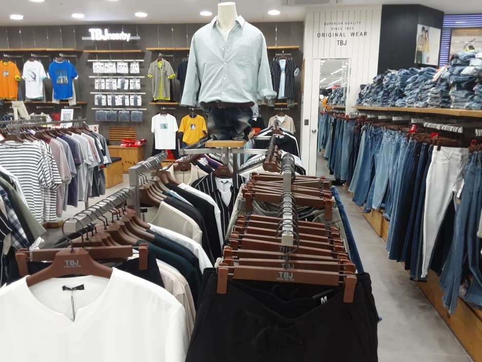 모다아울렛 진주2점_3