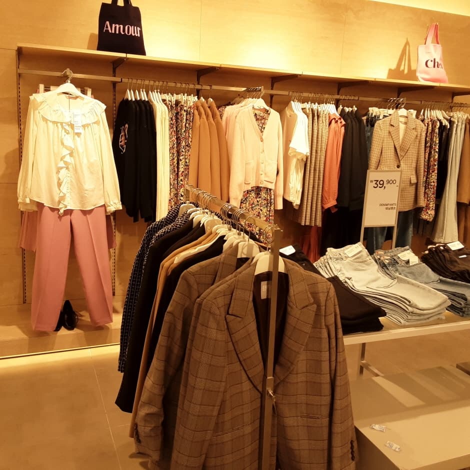 에잇세컨즈 제주중앙점_3