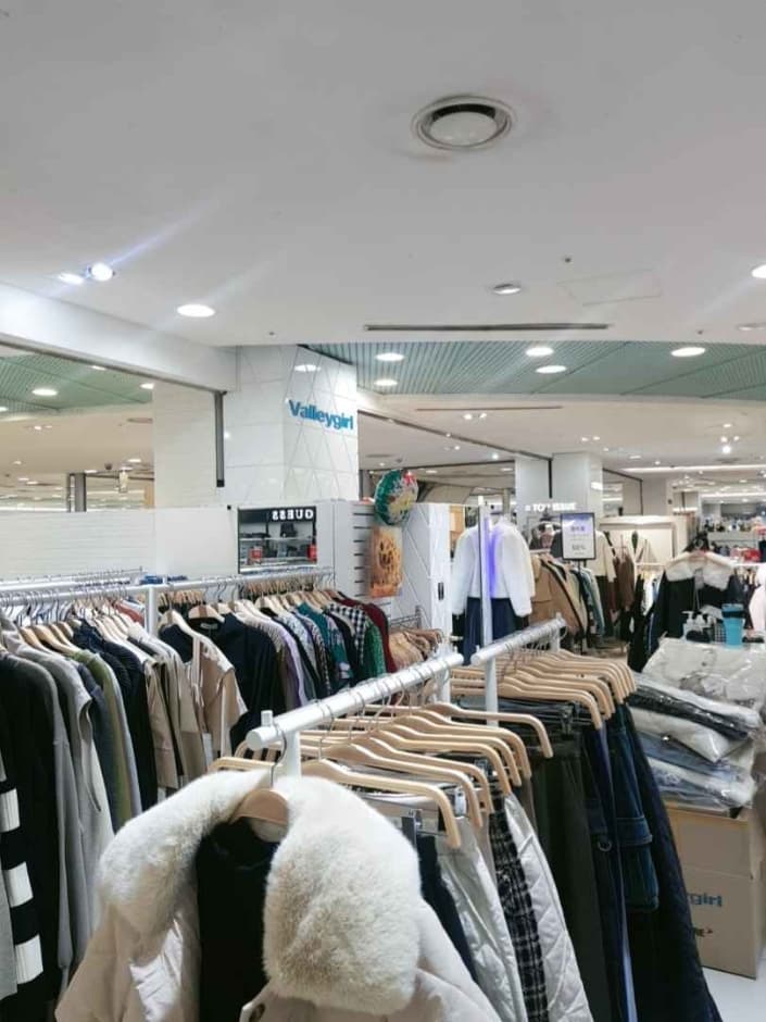 Valleygirl [Tax Refund Shop] (벨리걸)