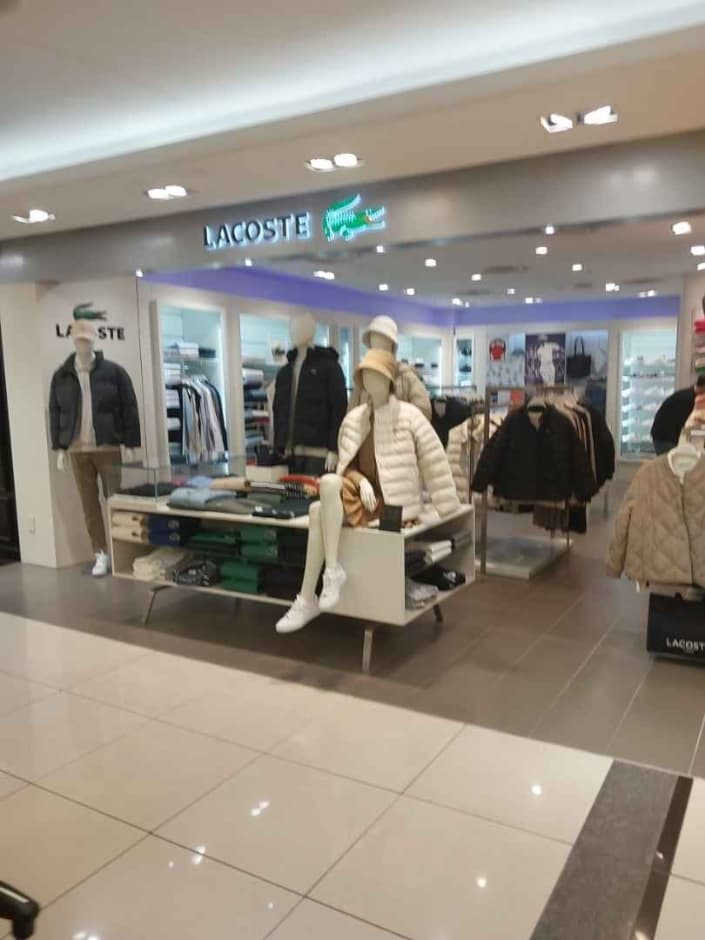 Lacoste [Tax Refund Shop] (라코스테)