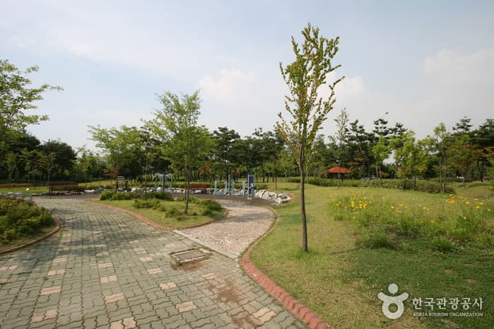 서울시 서초구 몽마르뜨공원01