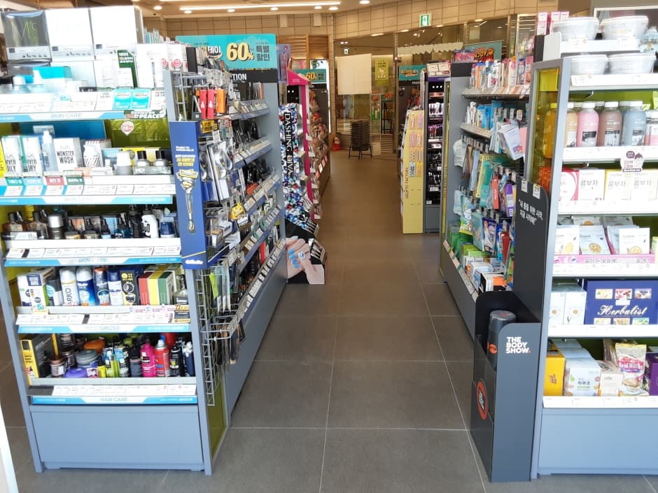 올리브영 청라스퀘어세븐_2