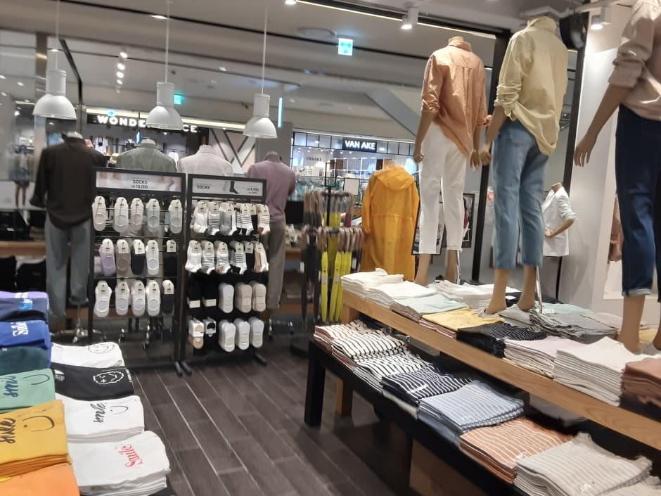 지오다노 롯데동부산_3