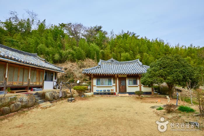 칼럼_추가_전남_순천_순천만해룡성고택_외관_1