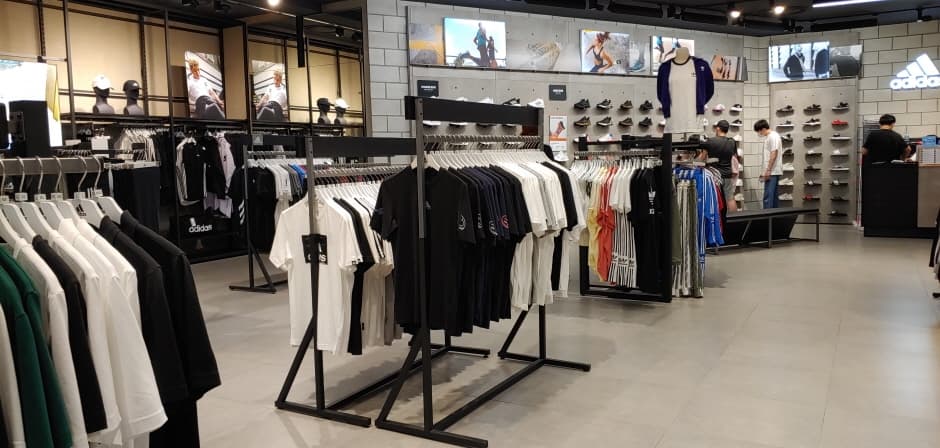 아디다스 롯데 청량리점_2