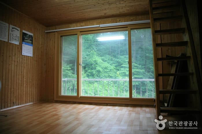 덕유산자연휴양림_숲속의집_02