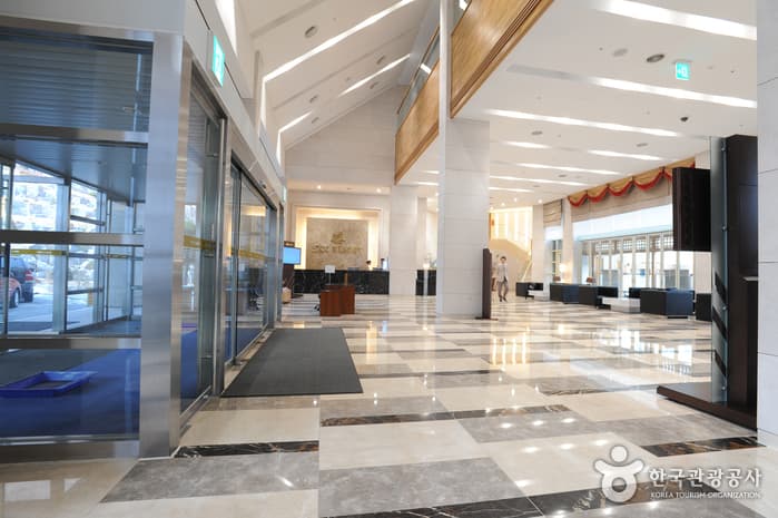 경북 문경시_STX리조트_로비