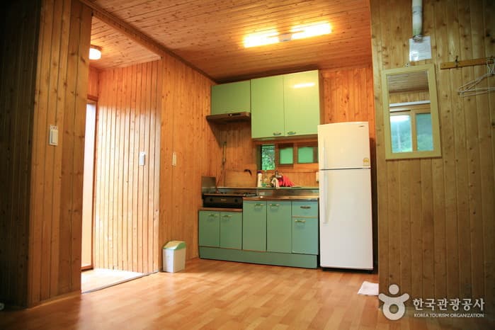 덕유산자연휴양림_숲속의집_03